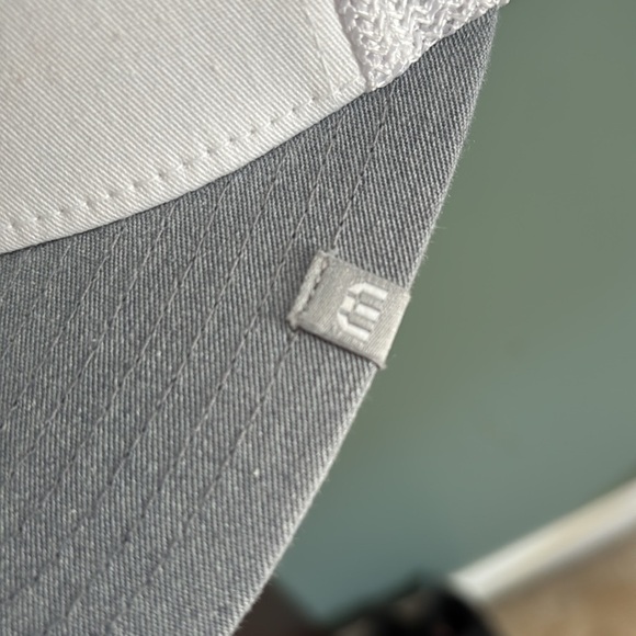 Travis Mathew hat - Picture 3 of 6